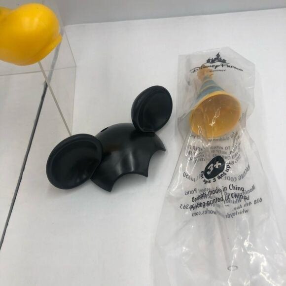 Disney Mickey Mouse Sipper Cup 90th Birthday cup - Picture 6 of 9